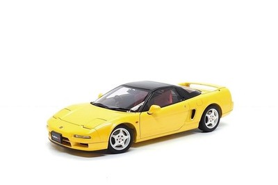 AUTOart Signature 1:18 Honda NSX Type R (NA1) in Indy Yellow Pearl