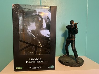 Kotobukiya ARTFX Leon S. Kennedy 1/6 Figure Resident Evil Vendetta (Renewal)