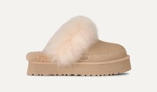  1173930-SNDCS WOMENS UGG DISQUETTE CHALET SLIPPER 'SANDCASTLE'