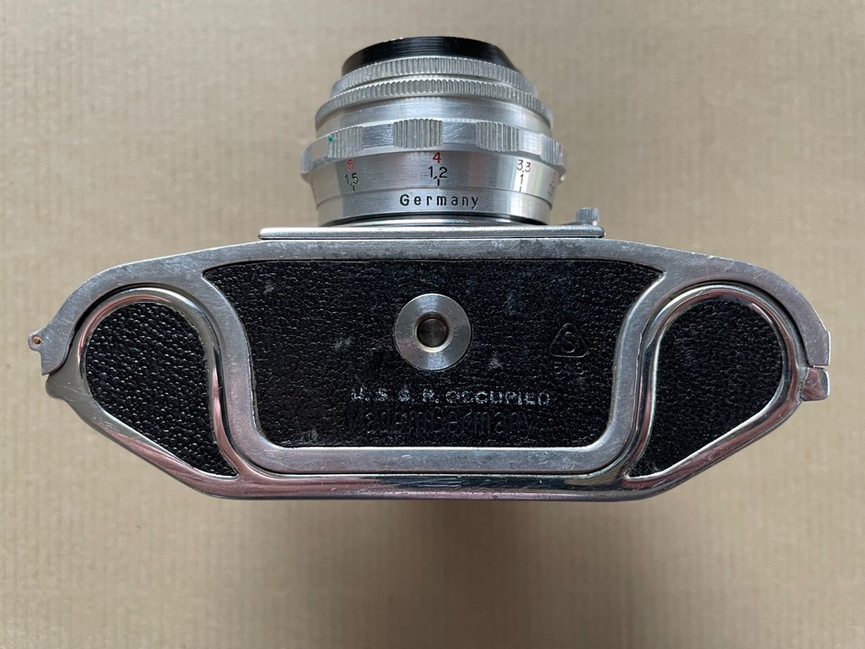 Appareil Photo Ancien Revue 150 Avec Objectif Meritar 2,9/45 - Made In Germany (pour Pièces)