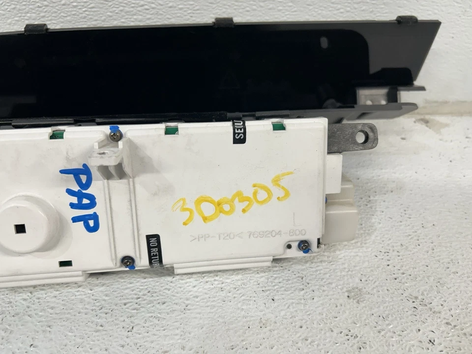 2005-2006 Toyota Prius speedometer cluster gauge panel oem 83800-47180 - Image 3 of 4