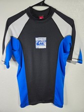Quicksilver Surf Shirt Mens Size Medium Blue White Black Surfing Beach Swim Tee