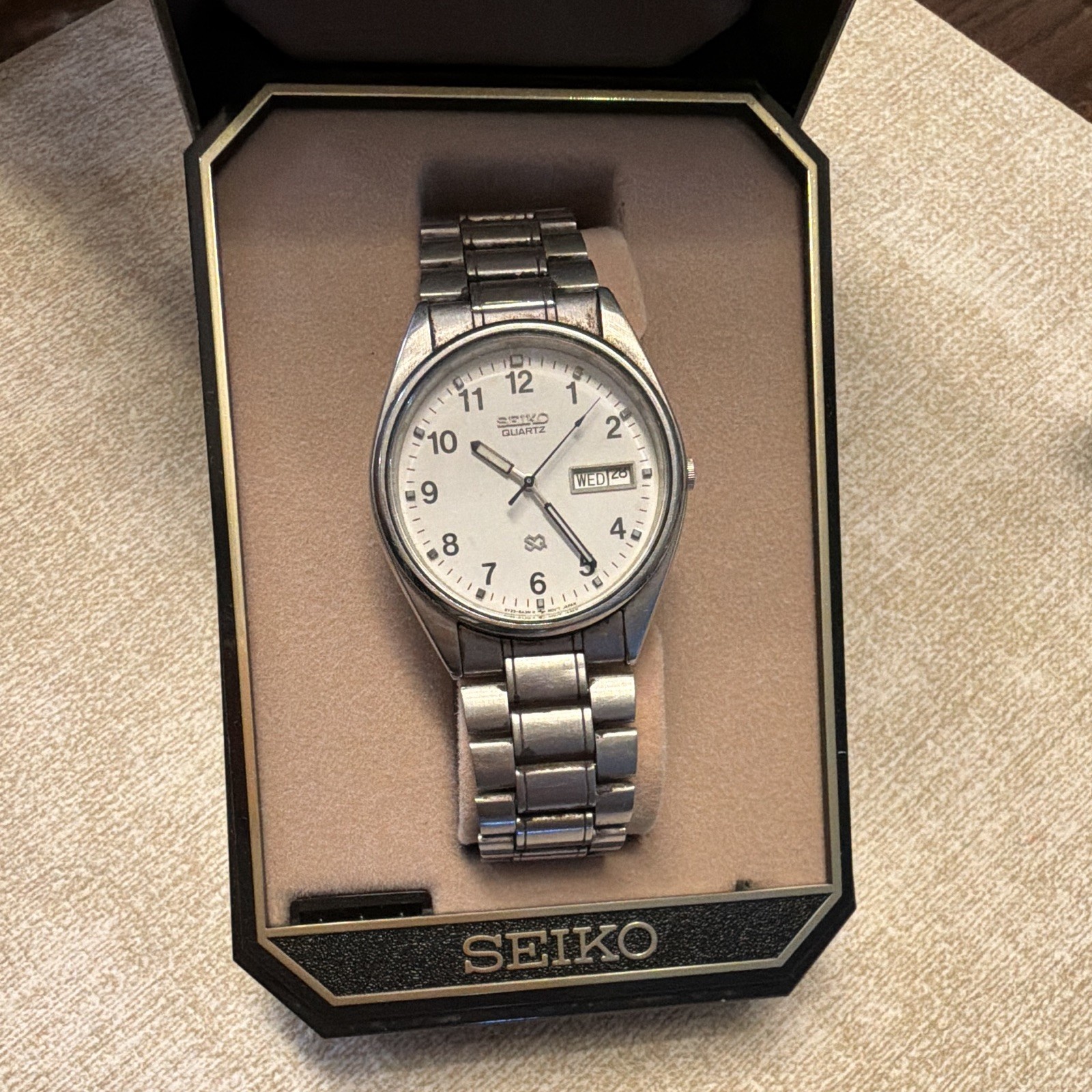 Seiko Quartz Men's Day/Date White Dial Silver Stainless Steel Bracelet w/Box