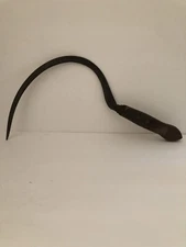 Vintage Wood Handle Hand Scythe Sickle Grass/Corn Knife
