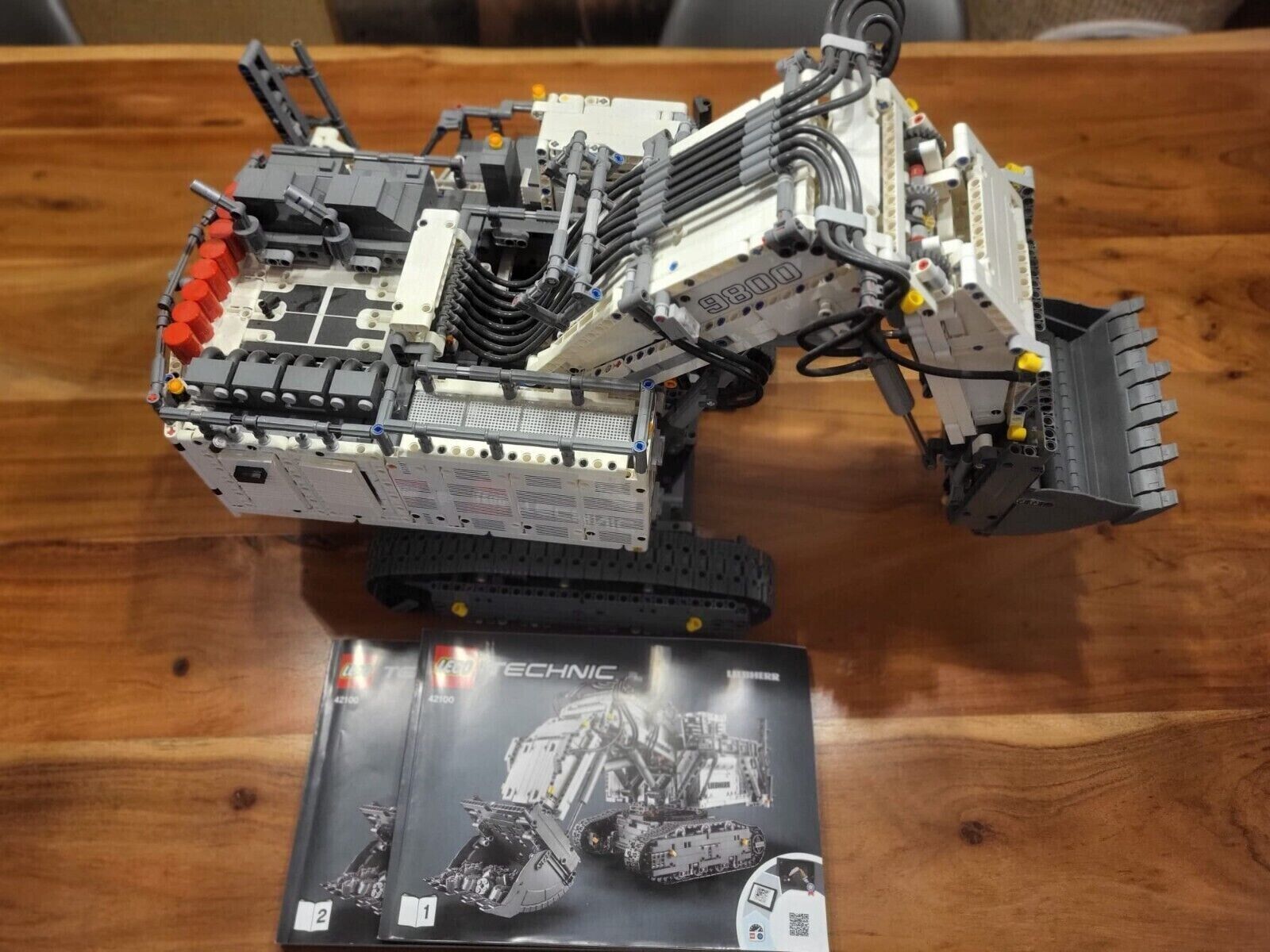 Lego Technic 42100 Liebherr R 9800 app controlled with instructions, RARE