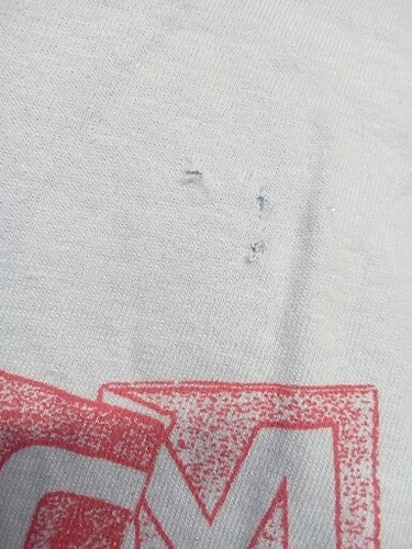 VOLCOM YOUTH FOOLED SHORT SLEEVE TEE LARGE Some Holes #J4 - Picture 3 of 4