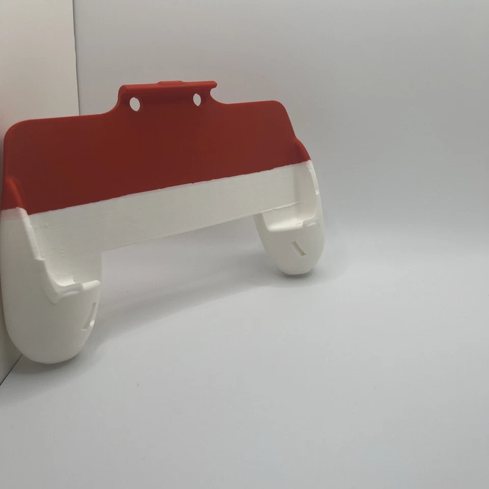 New 2DS XL Premium Comfort Grip - Image 4 of 4