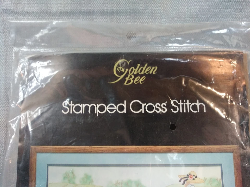 Kit de punto de cruz estampado abeja dorada imagen niña ganso #20248 28x14 artesanía Foto 3 de 4