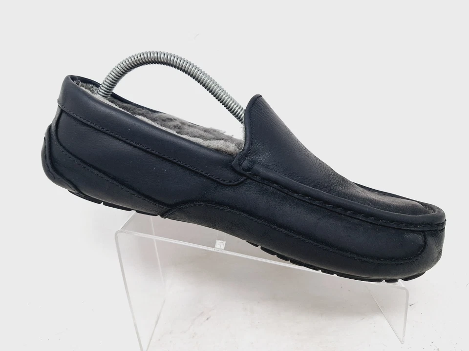 UGG Mens Ascot Matte Leather in Black Size 10 Slippers - Image 3 of 4