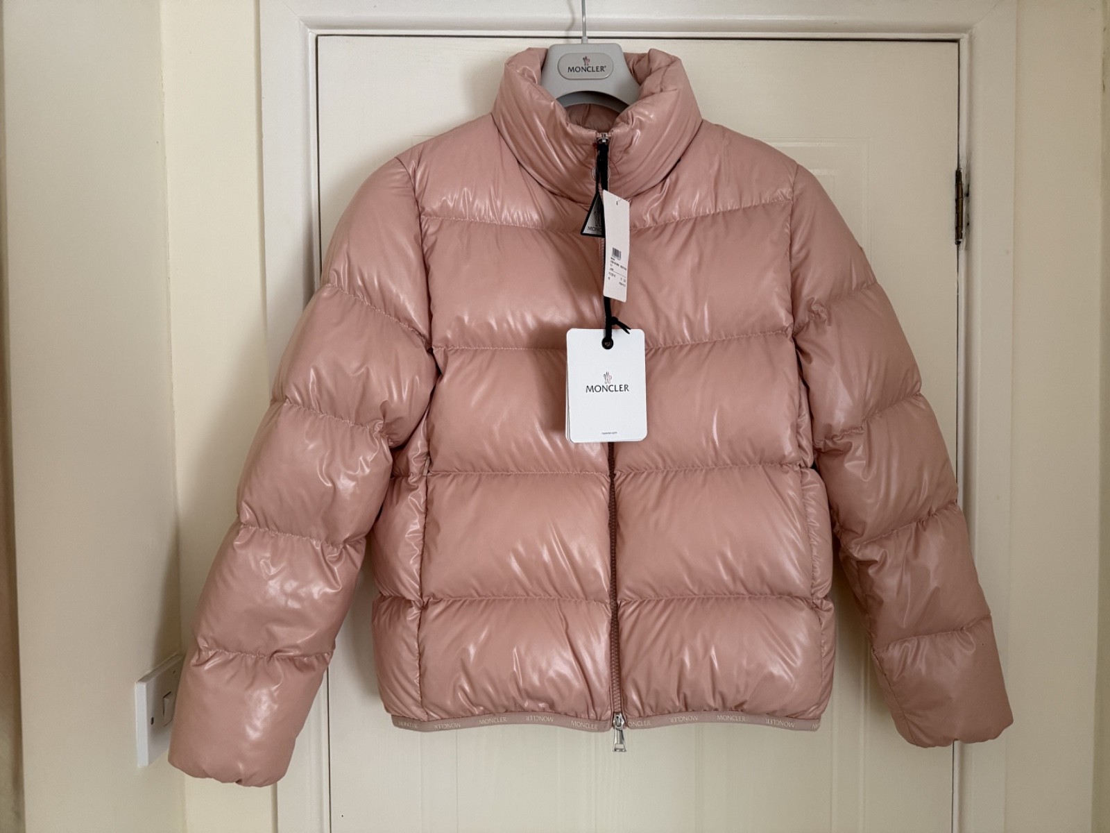 Womens Moncler Pink Abbadia Short Down Jacket Size 00 XS BNWT+Receipt thumbnail 6