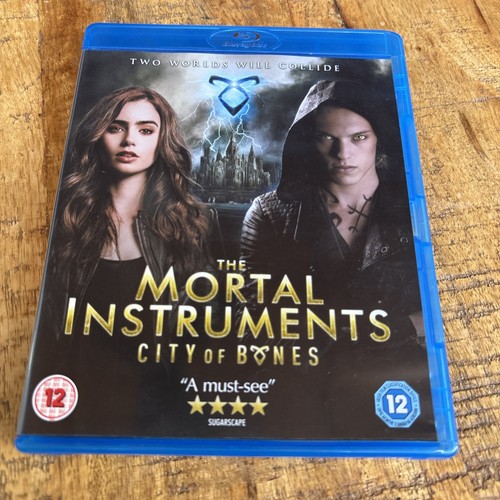 The Mortal Instruments: City of Bones (2013) disc cover