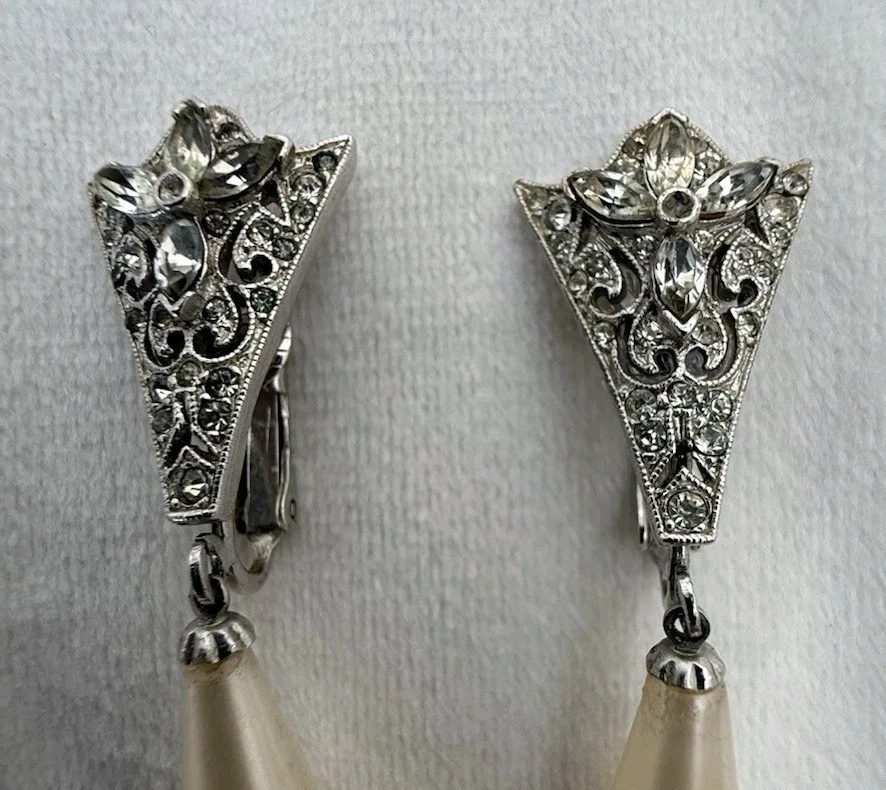 Marvella Faux Pearl & Rhinestone Drop Earrings Silver Tone Leverback - Image 2 of 4