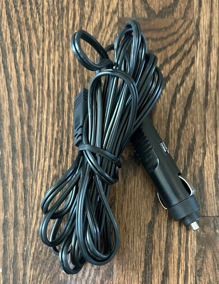 Refrigerador e aquecedor de garrafa de vinho/saquê Emerson FR10BK testado funciona - Imagem 4 de 4