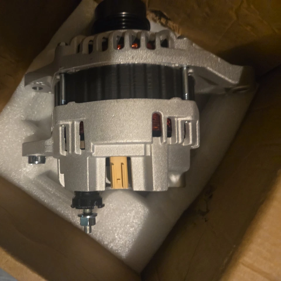 Alternador para Jeep Compass & Patriot 2.0 2007-2016 2.4L 115Amp 11231 A2TJ0481 Foto 3 de 4