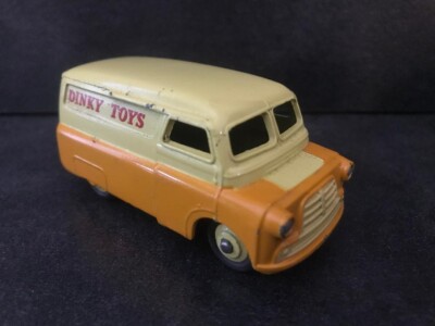 Dinky Toys 1:43 - 1 - Furgoneta A Escala - Ref. 482 Bedford Van Dinky Toys Muy Casi Perfecto En Caja
