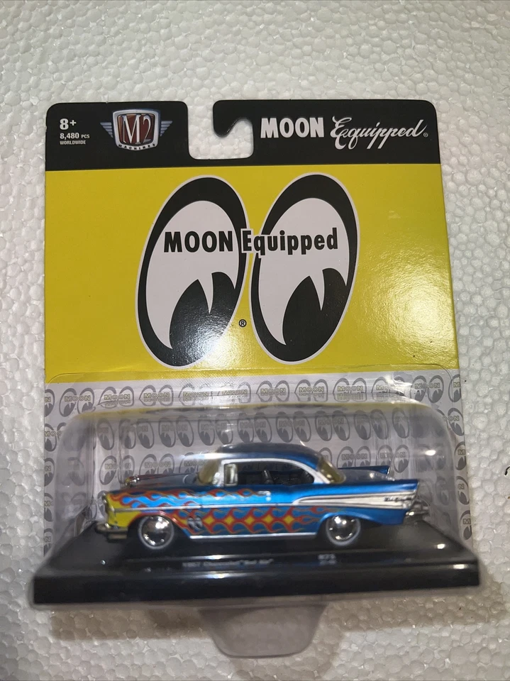 Máquinas M2 1:64 Edición Limitada Moon Equipped 1957 Bel-air Foto 2 de 3