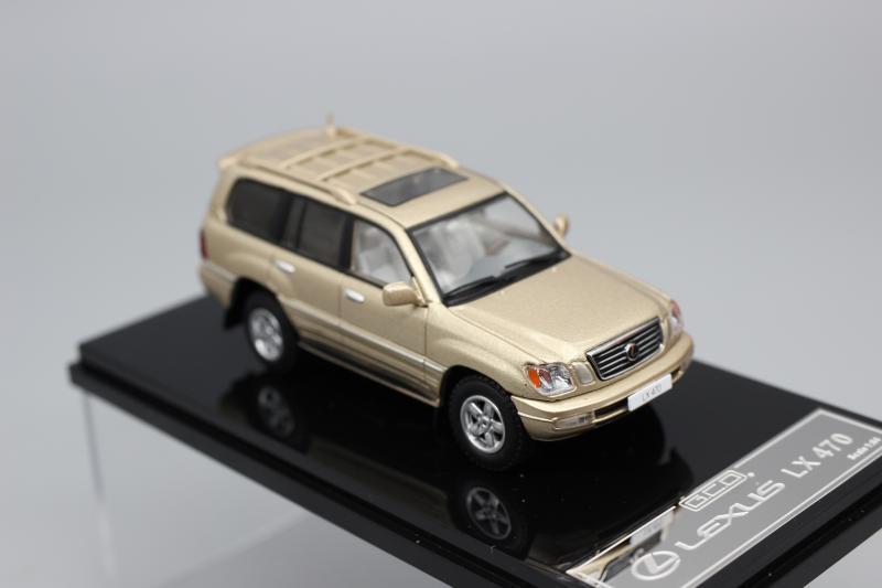 GCD 1/64 LEXUS LX470 SUV Diecast Car Model Toys Gifts White/Black