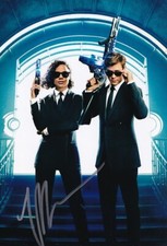 TESSA THOMPSON signed Autogramm 20x30cm MEN IN BLACK in Person autograph COA