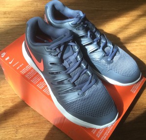 nike air zoom prestige hc women's