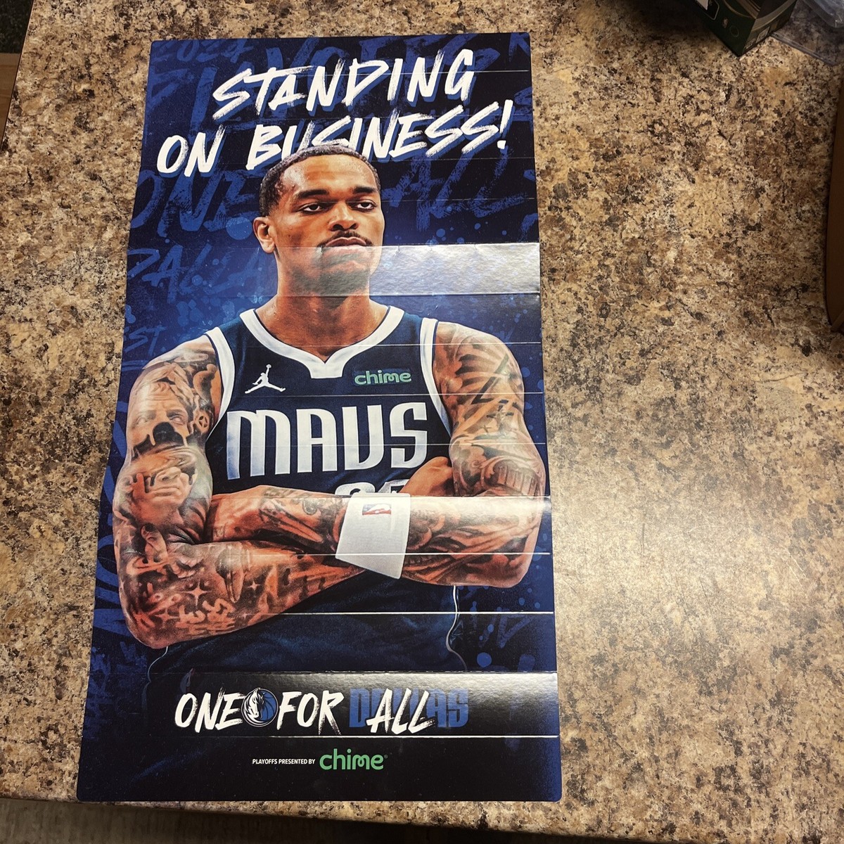 ポスター pj PJ Washington Standing On Business Dallas Mavericks Poster - Read