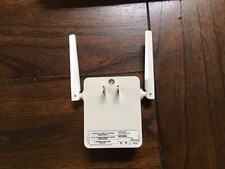 NETGEAR EX2700 N300 Mbps WiFi Range Extender