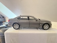 1/18 Kyosho BMW 750Li (F02) Metallic Grey