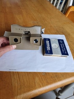 Vintage 11 3D various colour reels with Sawyer View master