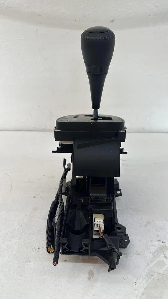 Toyota Yaris Excel 2018 híbrido CVT 1497CC HATCHBACK SELECTOR DE MARCHAS PALANCA DE CAMBIOS Foto 2 de 4