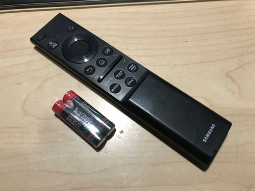 Original Samsung BN59-01457A Remote ( Scratched )