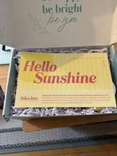 Lemongrass Spa Strawberries & Sunshine Bliss  Box 2025 5 Products Summer