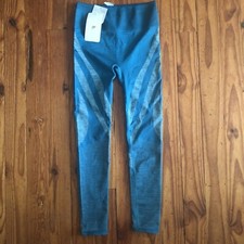 NWT Fabletics Womens NWT High Waisted Seamless Dot Legging Size Small/6 - Teal