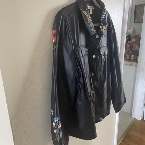 Women's CJ Banks Black "Pleather" Jacket Size 1X Polyester Viscose Moto Floral - Picture 4 of 12