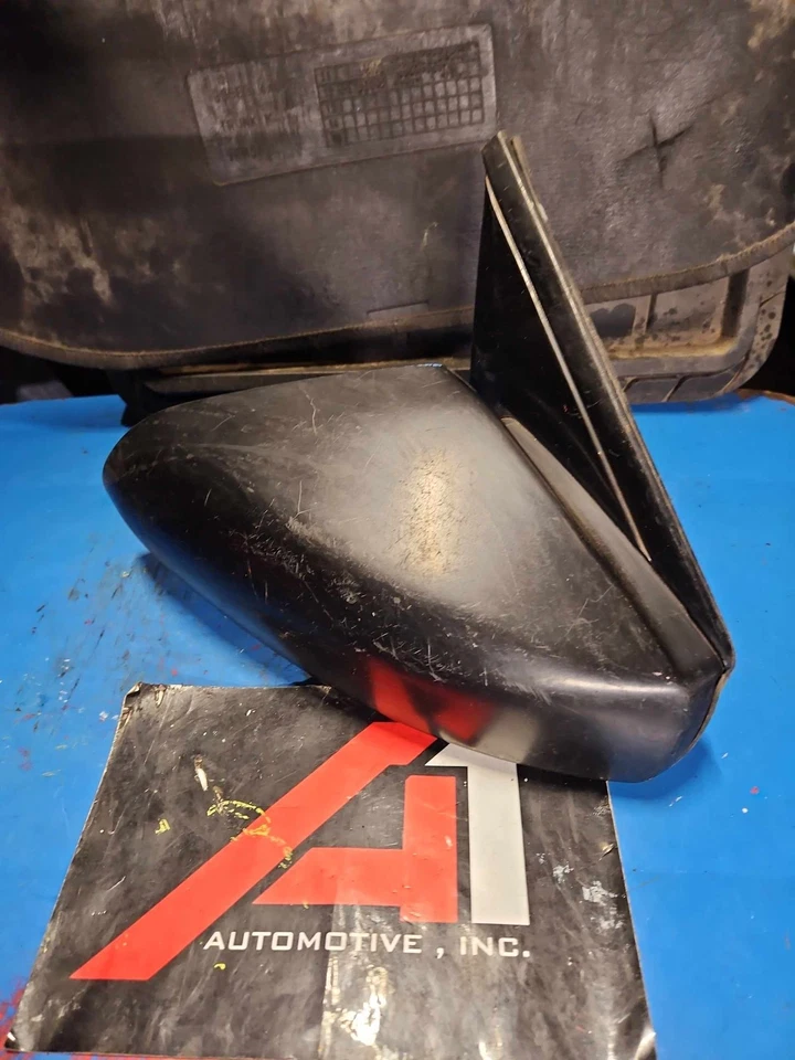 LÁSER CHRYSLER 90-91 derecho Foto 3 de 4