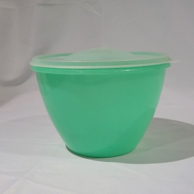 Vintage Tupperware Jadeite Green Crisp-It #679 Lettuce Keeper/Domed lid No Spike