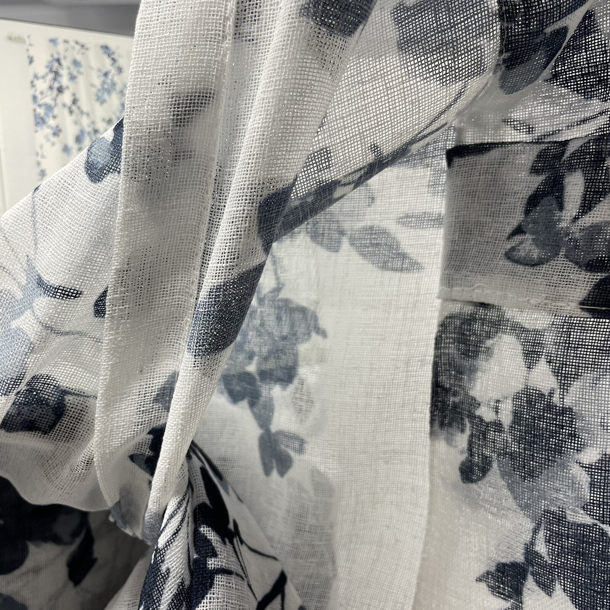 【海外購入】RALPH LAURENカーテン 1SET CHARLOTTE柄 海外購入】RALPH LAURENカーテン 1SET CHARLOTTE柄