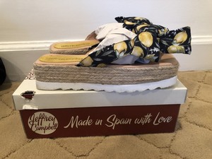 jeffrey campbell roller skate sandals