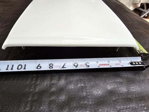 Small Hood Scoop , Fiberglass Bolt On - Picture 3 of 6