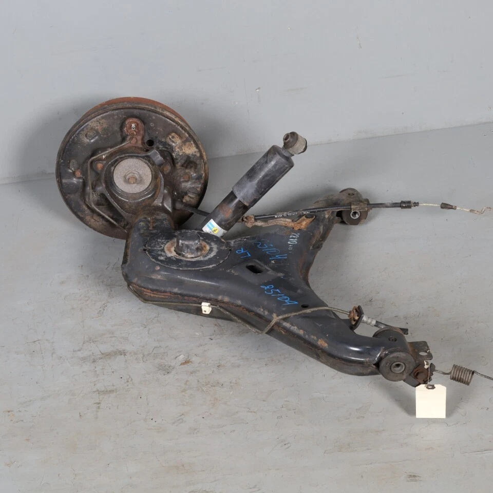 1992-1995 Volkswagen Eurovan Left Rear Trailing Control Arm 701501403F OEM Used - Image 3 of 4