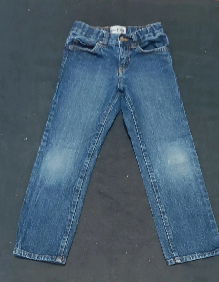 Lote Ropa Niño HuGe Talla 5T Foto 3 de 4