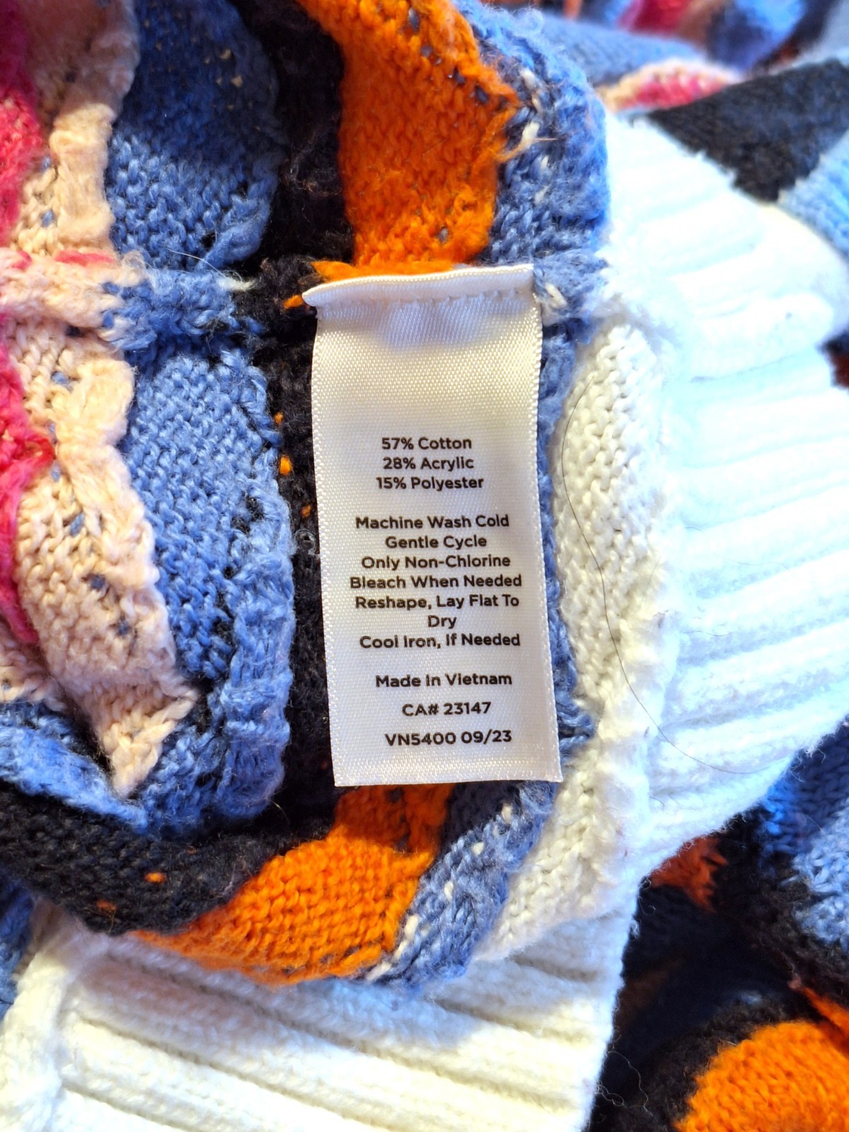 'Talbots' multi-colored wave pattern button-down … - image 4