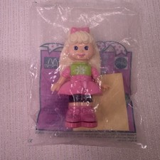 1993 McDonalds Mattel Happy Meal Totally Toy Holiday Sally Secrets Figurine