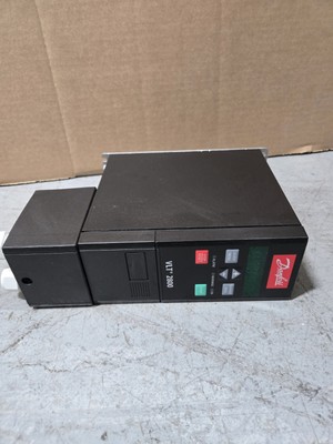 DANFOSS VLT 2800 0.75 KW (VLT2807PT4B20STR0DBF00A00C0) INVERTER 