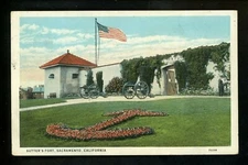 California CA postcard Sacramento, Sutters Fort Vintage Curt Teich 