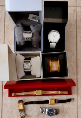 lot of Ventage Brand women wristwatches for Personal,Resale,for repair Work good