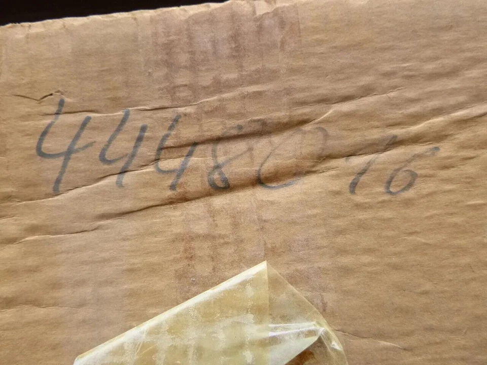 Chrysler Voyager 2 ES New Yorker LHS Concorde 3.3 V6 1* culata 4448016 NUEVO Foto 3 de 4