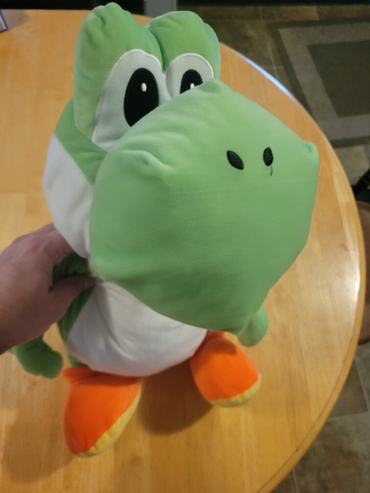 Super Mario Bros Yoshi Jumbo Plush 22” Stuffed Nintendo 2019 Shell
