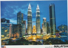 Kuala Lumpur, Malaysia : The Petronas Twin Towers postcard