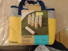 Wooden Throwing Game Numbered Block Toss Games with Scoreboard,Pen & Storage  bw