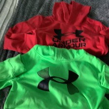 Under Armour Unisex Kids M Pullover Hooded Hoodies Lot of 2 Multicolor Logo