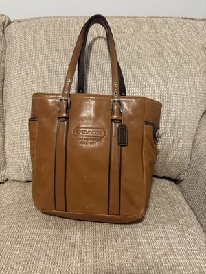 Classic Camel Shoulder Tote Coach Bag Style No. G05Q-8E92